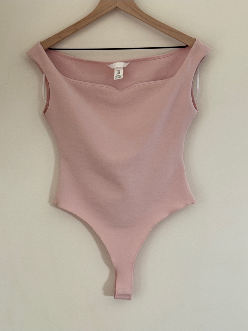 H&M Light Pink Off-Shoulder Sleeveless Bodysuit Women’s Medium